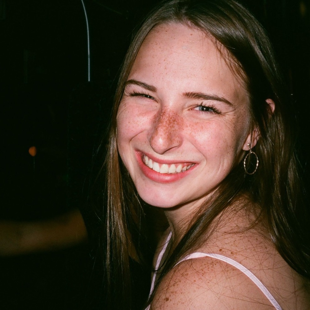 Meet your Posher, Kayla